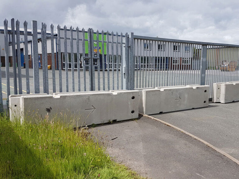 Temporary Vertical Concrete Barriers For Sale | Armco Direct